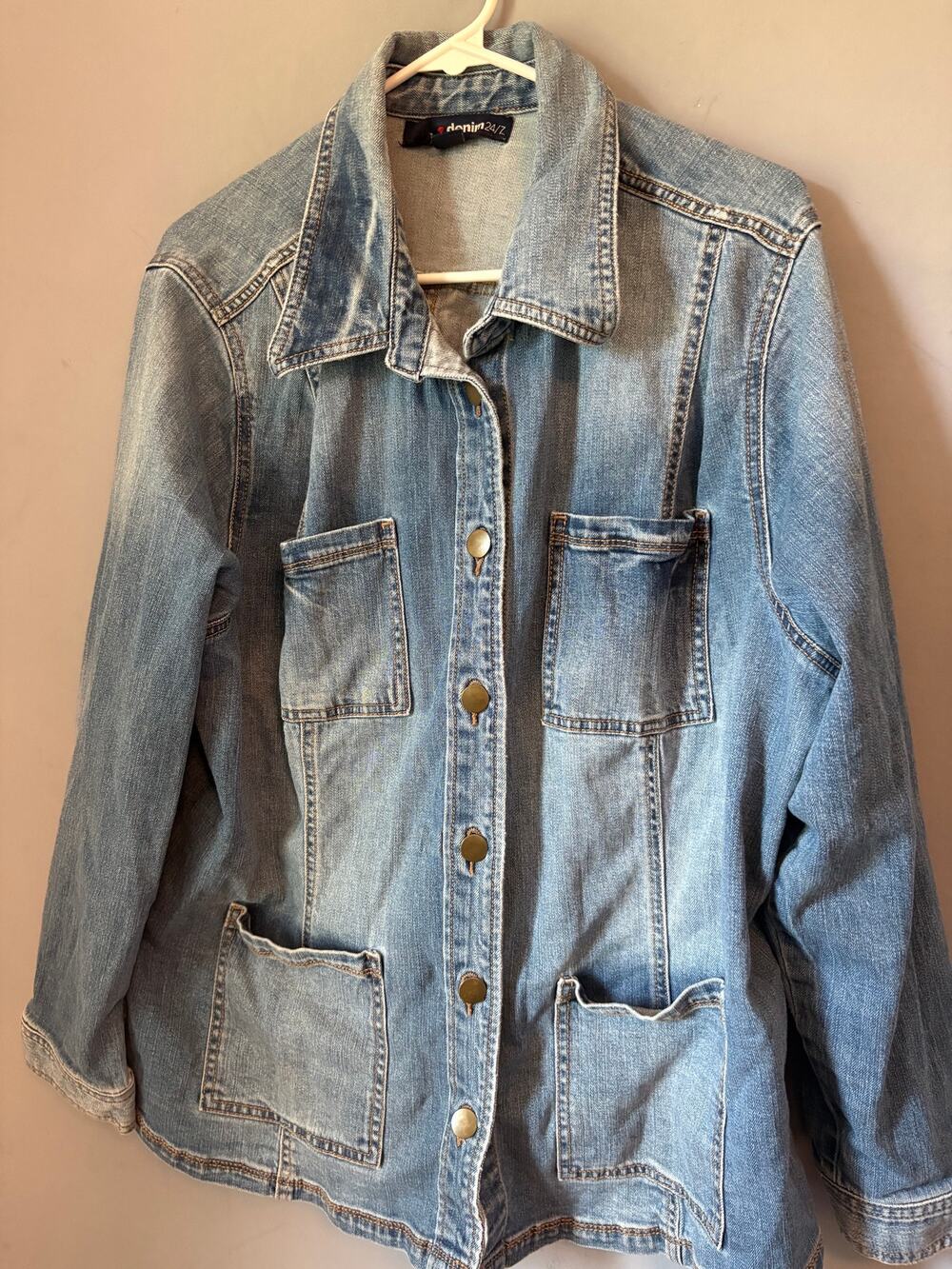 Denim 24/7 Womens Denim Jacket Light Wash Button Front Size 22W Read